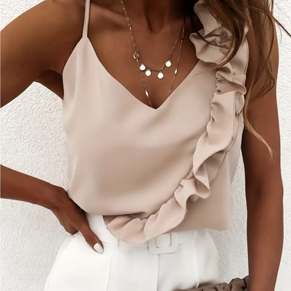 NWT-Brand new Sz small top